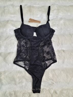 SKIMS Ultra Fine Lace Lightly Lined Bodysuit Black Onyx Women XS NEW